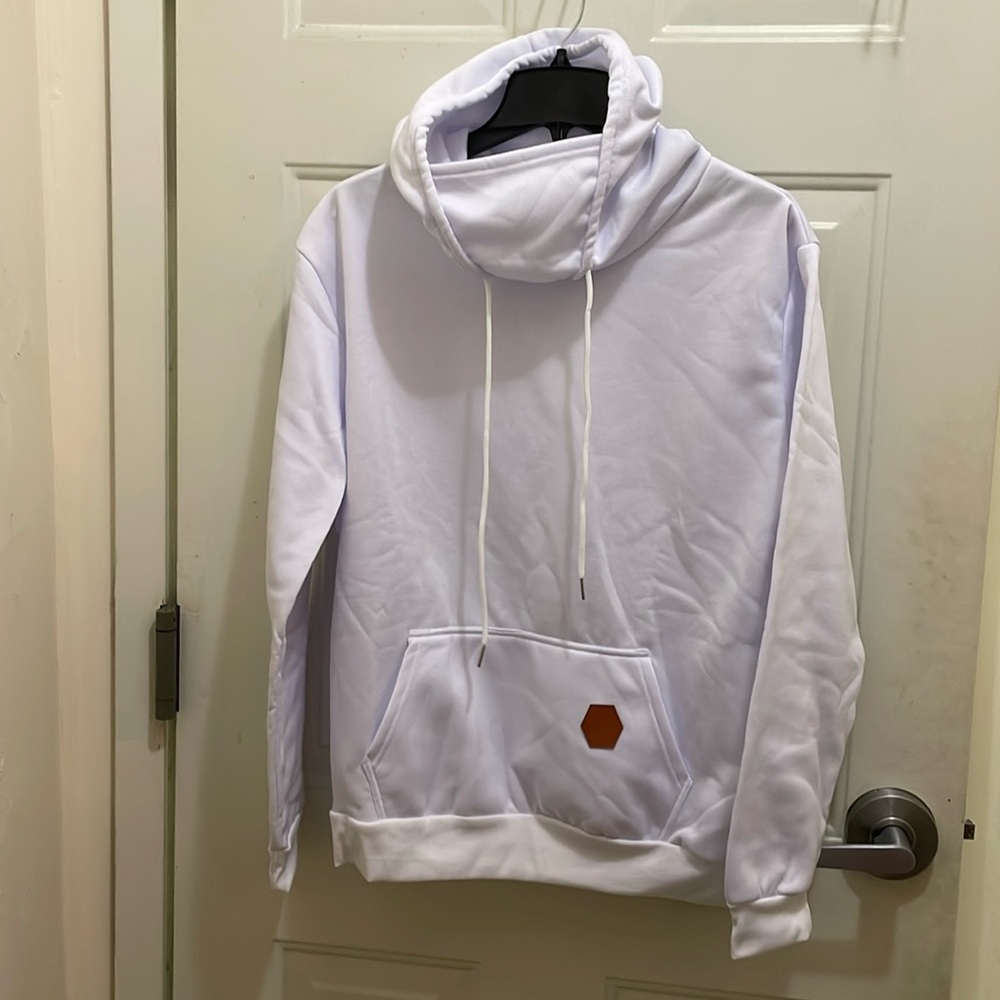 NWOT: Men’s size M white hooded face covering sweatshirt. 100% polyester